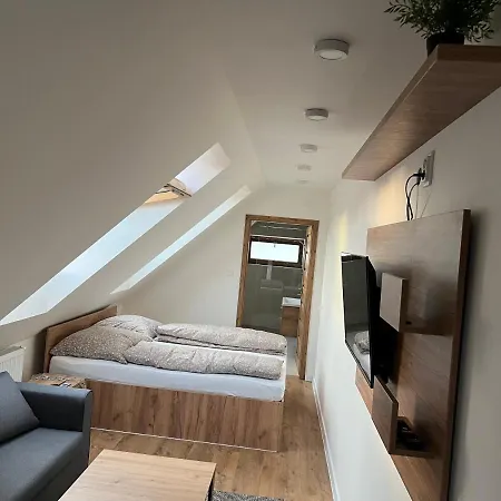 Restauracia Koliba Hnusta