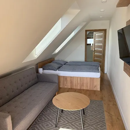 Restauracia Koliba Hnusta